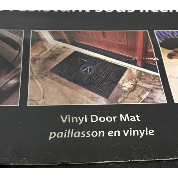 Saskatchewan Roughriders Floor Mat Heavy Duty Licensed Vinyl 30"x17" Fanmat - Picture 5 of 8